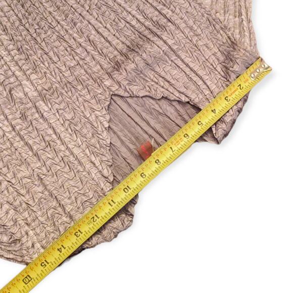 Y2K Silver Shimmer Crinkle Blouse - Picture 8 of 8